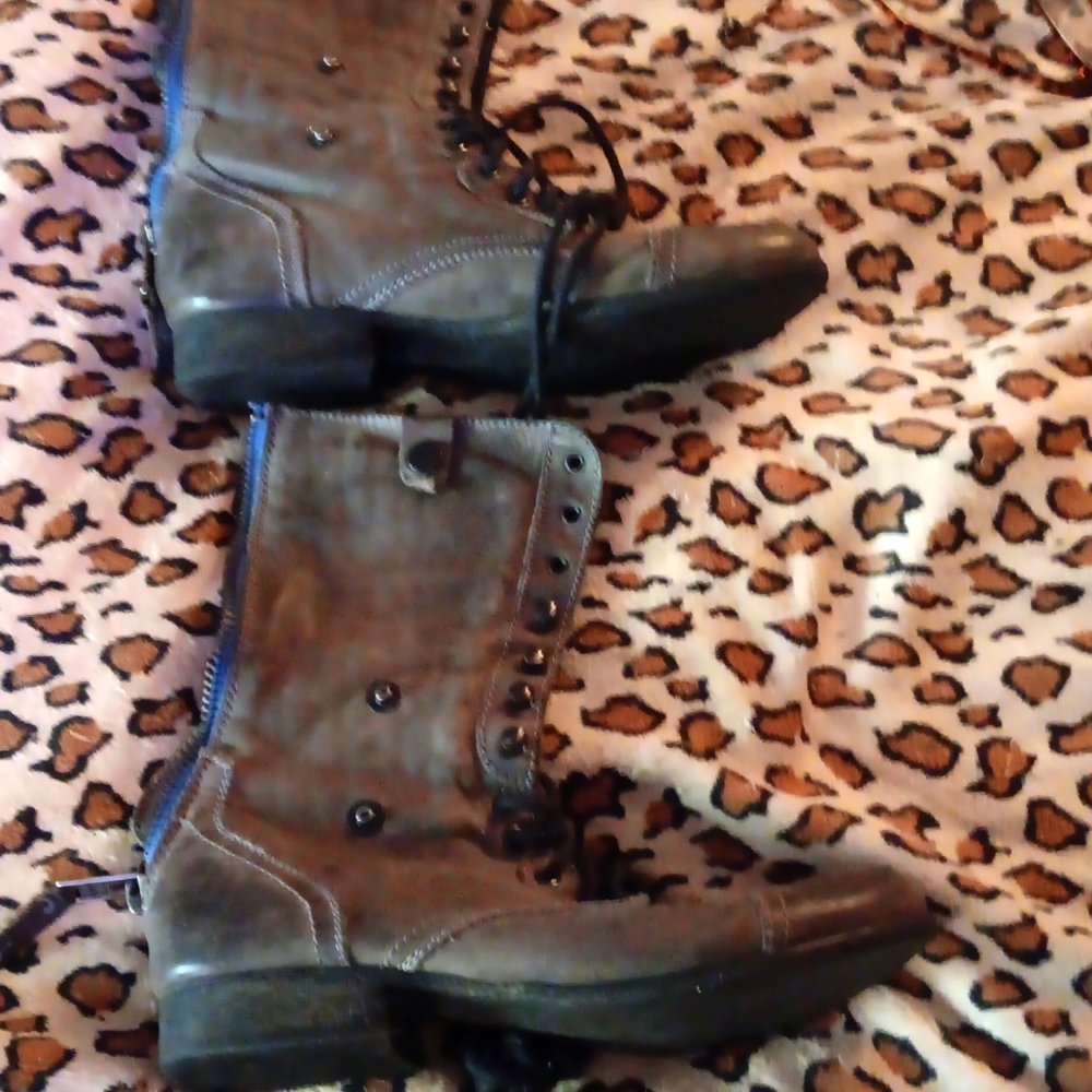 Riding boots